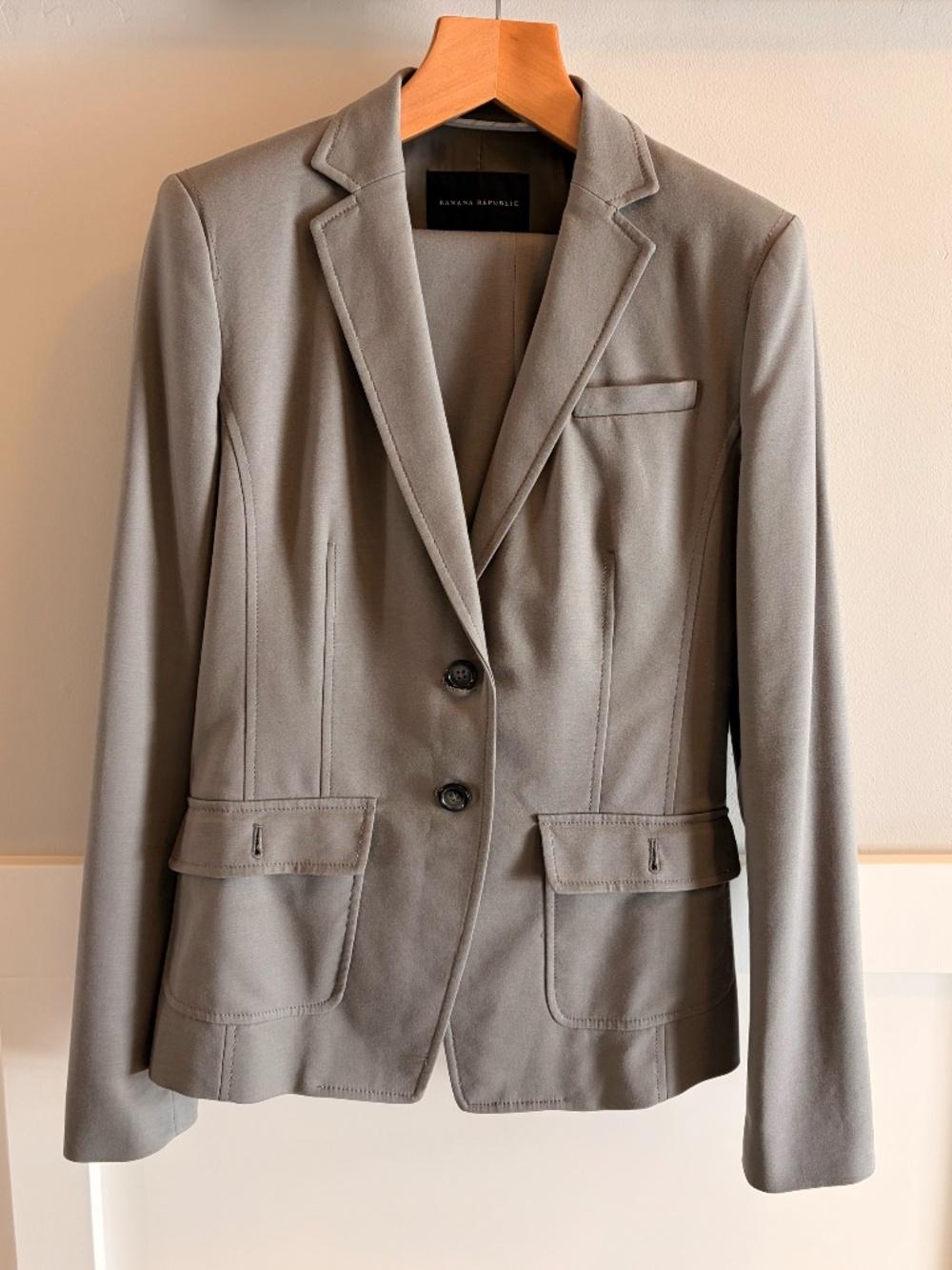 Women's Banana Republic Suit